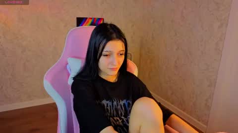 Emily online show from August 11, 1:40 am