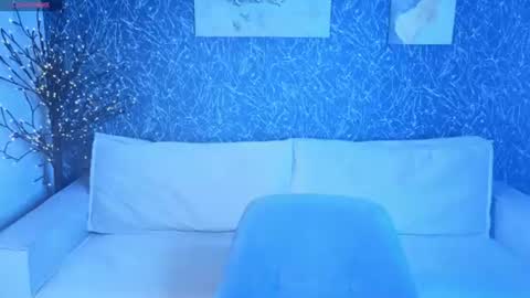 Emily online show from August 13, 1:30 am