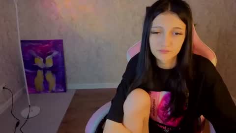 Emily online show from August 14, 2:26 am