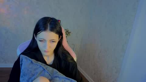 Emily online show from August 14, 5:44 am