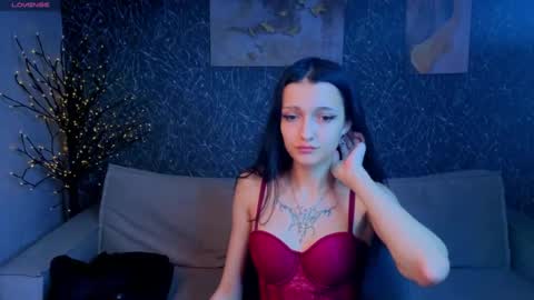 Emily online show from August 15, 7:12 am