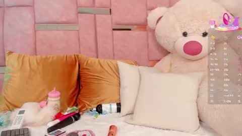 Emily Darell online show from July 31, 1:12 am