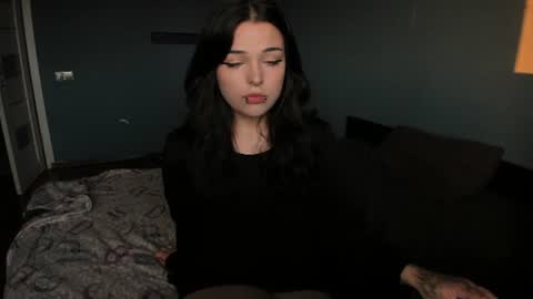 emily_ferra online show from July 25, 1:53 am