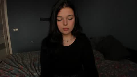 emily_ferra online show from August 27, 1:08 pm