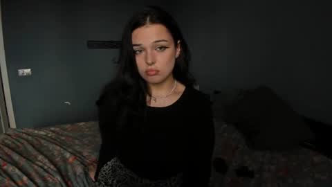 emily_ferra online show from August 27, 2:14 pm