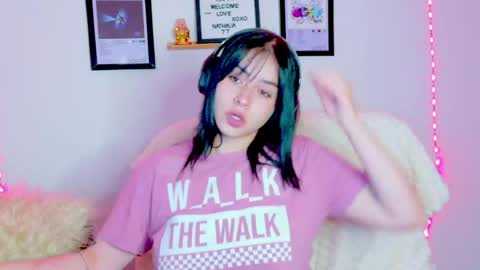 Emily Lindey online show from August 1, 7:58 am