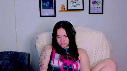 Emily Lindey online show from August 8, 10:59 am