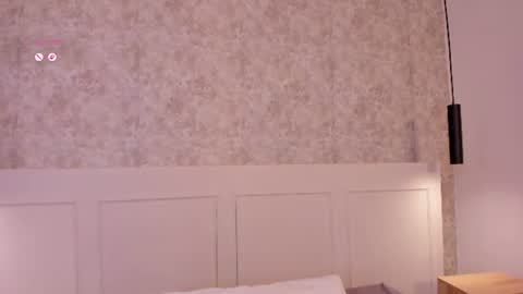 emily_luve online show from August 4, 3:31 pm