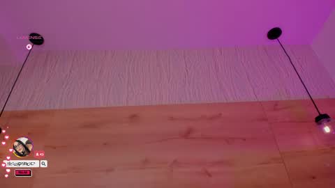 emily_luve online show from August 12, 4:09 pm