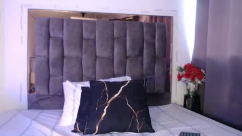 emily_milff online show from August 3, 12:12 pm