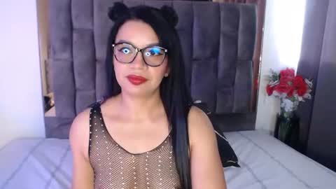 emily_milff online show from August 13, 12:30 pm