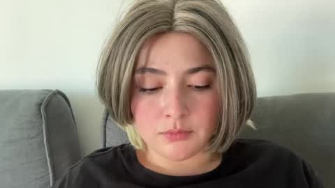 emily_morning_dew online show from August 9, 11:22 am