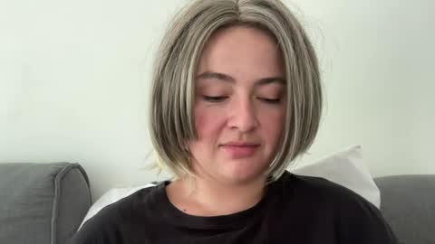 emily_morning_dew online show from August 10, 7:54 am