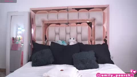emily online show from July 23, 11:29 pm