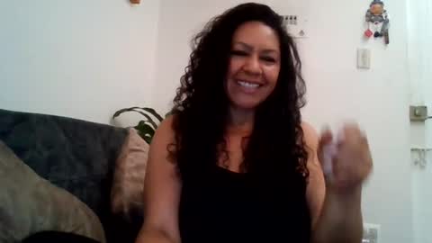 Enily online show from July 28, 4:02 pm