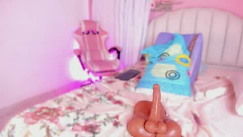 Emily online show from July 20, 9:12 am