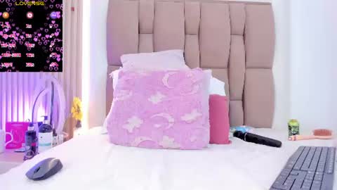 emily_rivas_ online show from August 10, 6:48 am