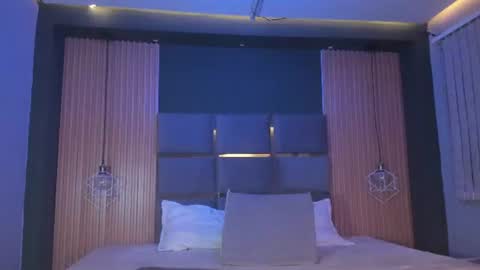 Emily online show from August 15, 3:54 am