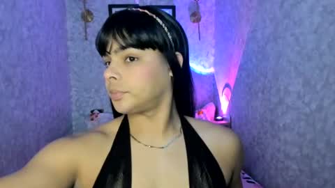 emily_rosue_ online show from August 8, 3:28 am