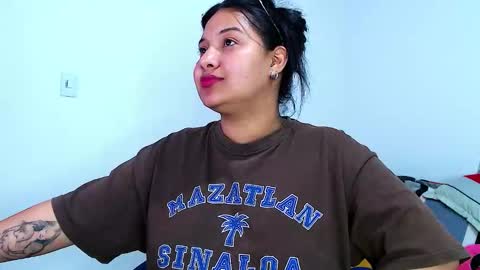 Sofia Gomez online show from February 26, 5:50 am
