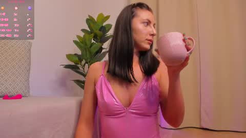 Emilyy online show from August 5, 11:03 pm