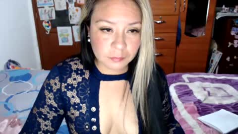 Emily online show from August 4, 5:04 am