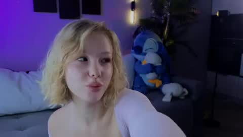emily shepard online show from August 12, 4:26 am