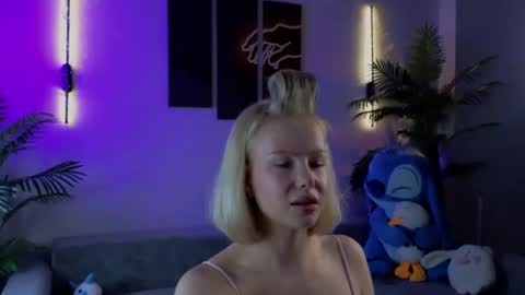 emily shepard online show from August 13, 3:42 am