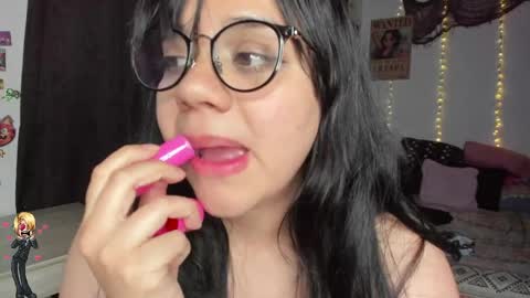 emily_vader online show from May 15, 4:12 am