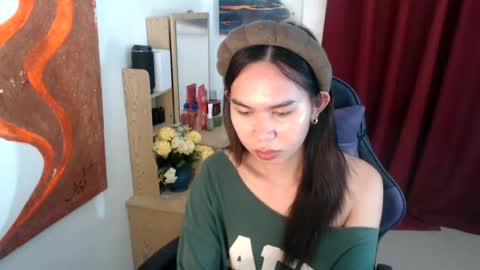 emily_xo143 online show from June 28, 1:25 pm