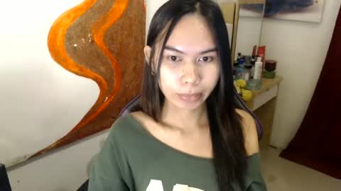 emily_xo143 online show from June 29, 4:53 pm