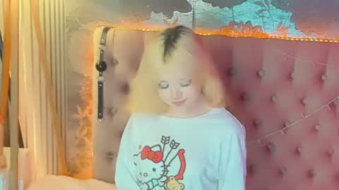 Baby Emelli online show from July 23, 9:22 am