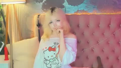 Baby Emelli online show from July 29, 9:05 am