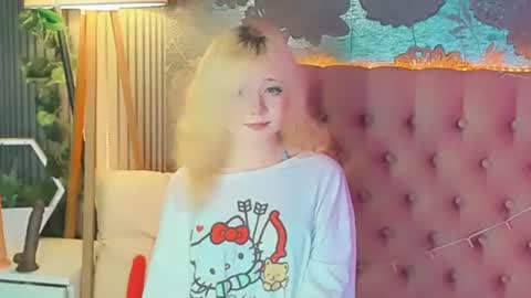 Baby Emelli online show from July 30, 9:05 am