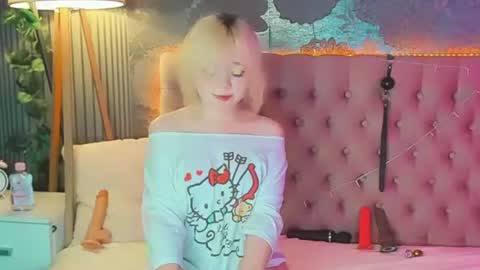 Baby Emelli online show from August 2, 10:11 am