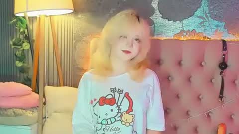 Baby Emelli online show from August 4, 5:48 am
