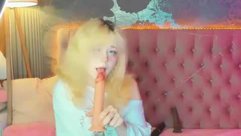 Baby Emelli online show from August 7, 10:59 am