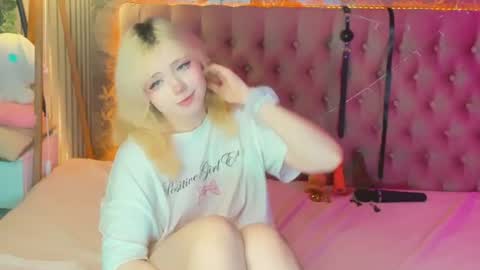 Baby Emelli online show from August 12, 8:16 am