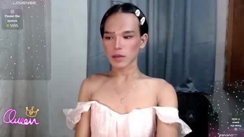 Emily online show from August 10, 1:12 pm