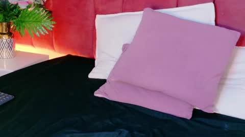 Emily Flame online show from July 27, 8:36 pm