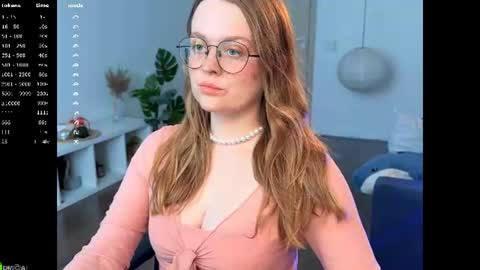 Emily online show from August 10, 12:50 pm