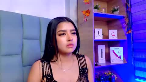 Emily online show from August 6, 5:06 am