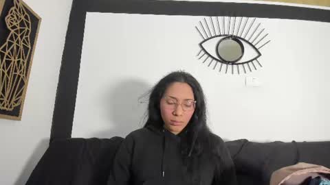 emilygomezz online show from August 15, 11:14 am