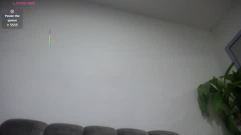 Emilyhines online show from August 5, 11:03 pm