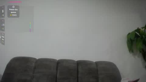 Emilyhines online show from August 6, 12:09 am