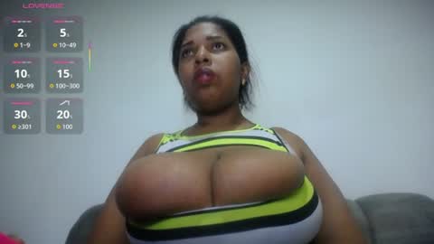 Emilyhines online show from August 7, 10:32 pm