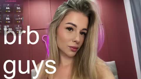 emilymagnificent online show from August 12, 5:10 am