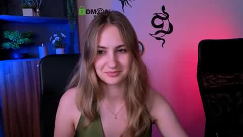 Emma online show from August 3, 1:34 am