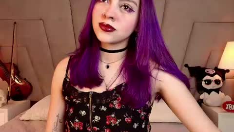 emily online show from June 20, 7:14 pm