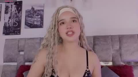 emilyrousex online show from August 15, 1:09 am